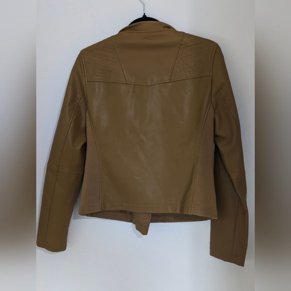 Bagatelle Women's Mustard Yellow Faux Leather Moto Jacket Size M EUC - Picture 8 of 15